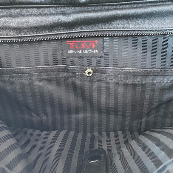 Vintage TUMI leather briefcase - Picture 3 of 8